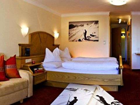 Doppelzimmer im Hotel Alpenfriede in Hochsölden