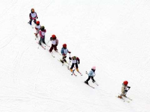 Kinder im Skikurs in Hochsölden